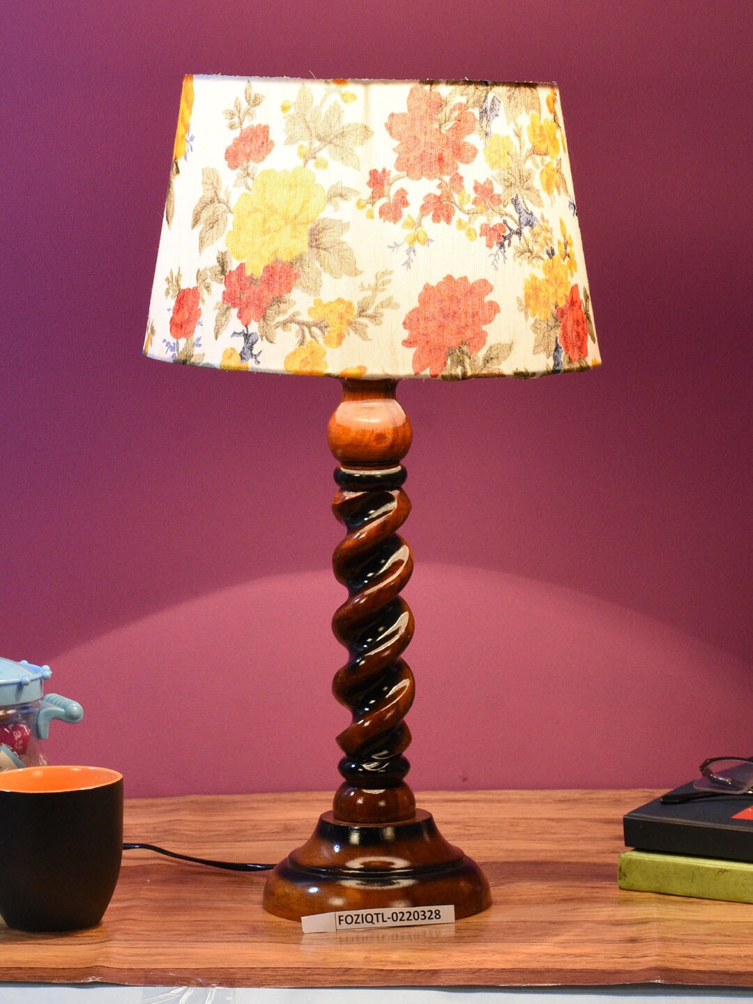 

foziq Brown & White Printed Table Lamps