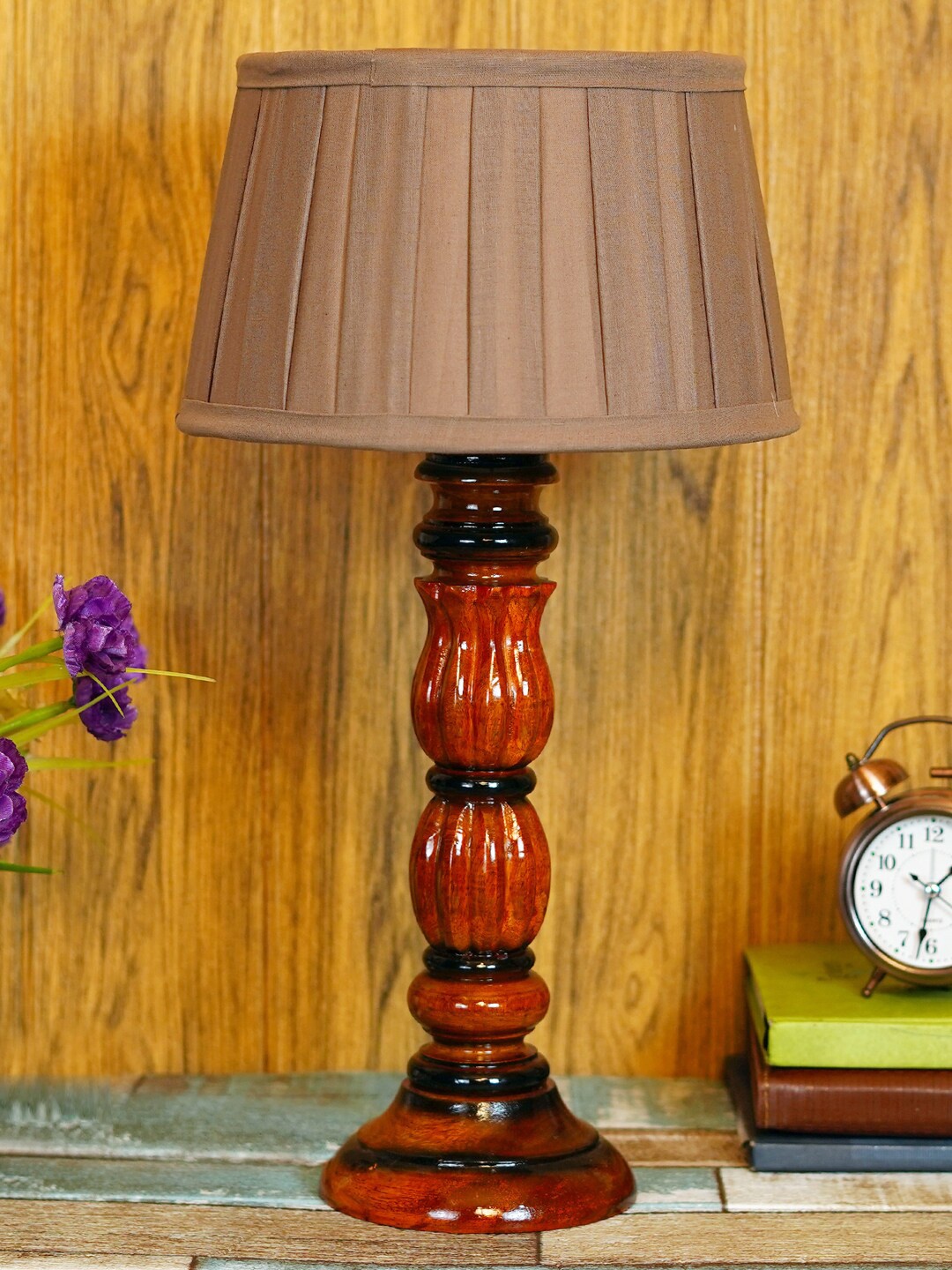 

foziq Brown Textured Frustum Shaped Table Lamp