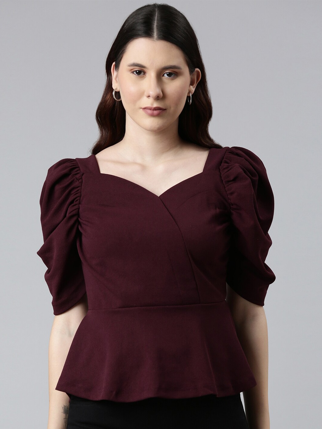

Kryptic Women Burgundy Sweetheart Neck Peplum Top