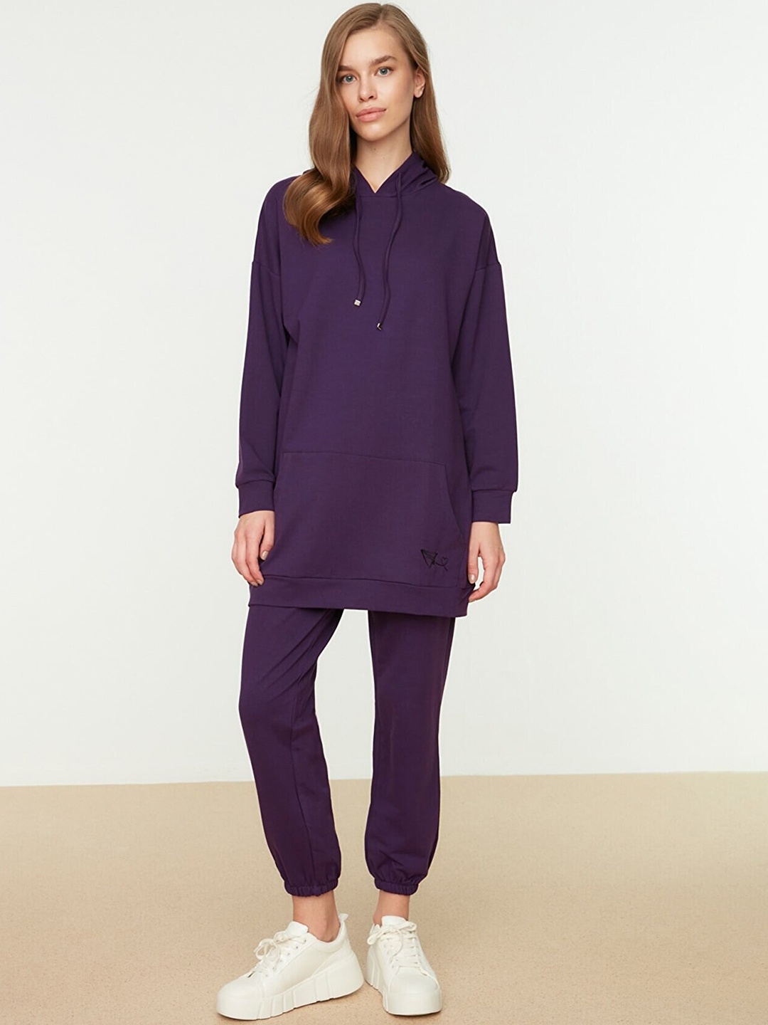

Trendyol Women Purple Solid Tracksuit