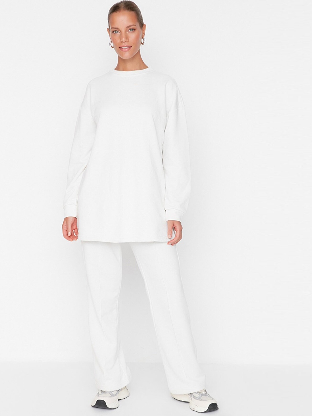 

Trendyol Women Cream-Coloured Solid Tracksuits