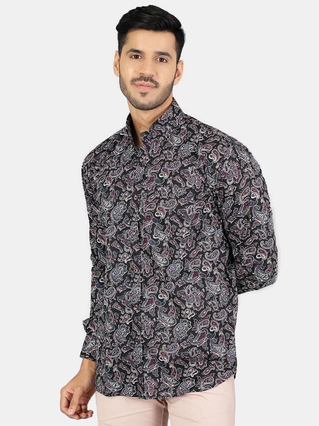 

Wintage Men Black & Pink Classic Printed Pure Cotton Casual Shirt