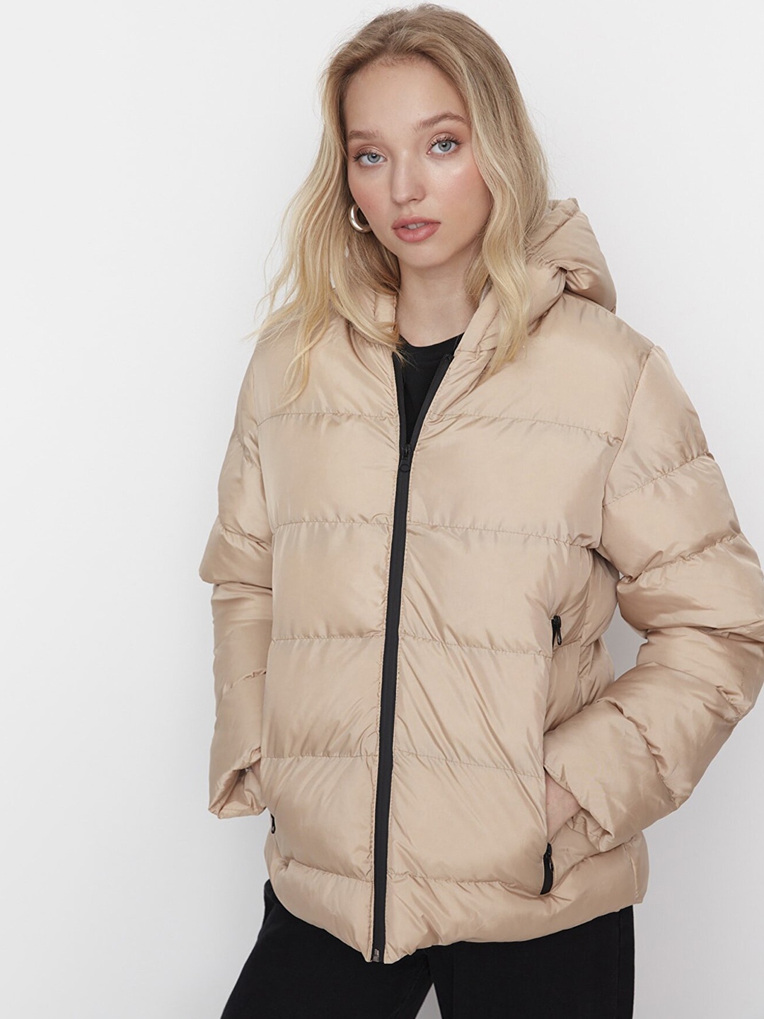 

Trendyol Women Beige Hooded Puffer Jacket