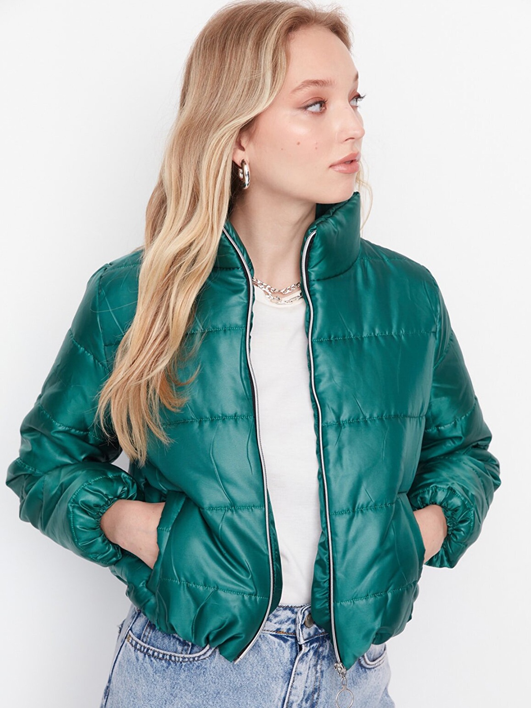 

Trendyol Women Green Puffer Crop Jacket