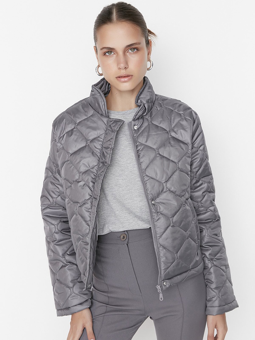 

Trendyol Women Charcoal Checked Quilted Jacket