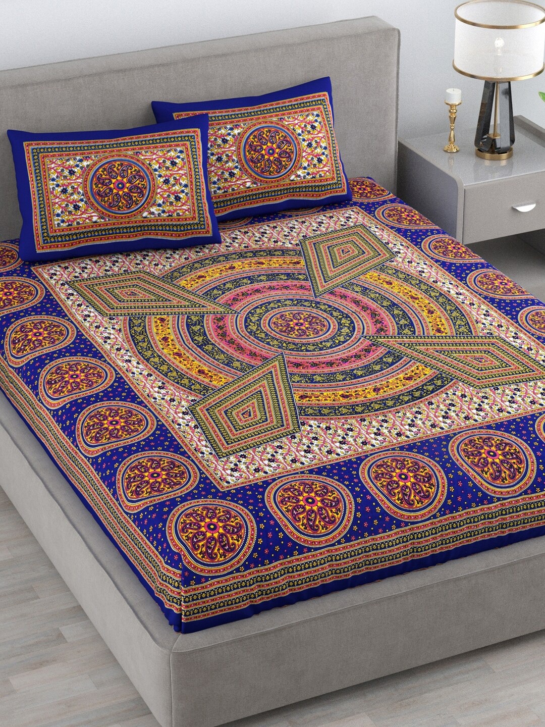 

Varde Blue & Pink Ethnic Motifs Cotton 120 TC Queen Bedsheet with 2 Pillow Covers