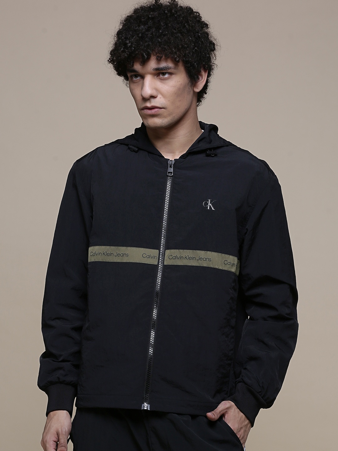 

Calvin Klein Jeans Men Black Striped Detail Hooded Sporty Jacket