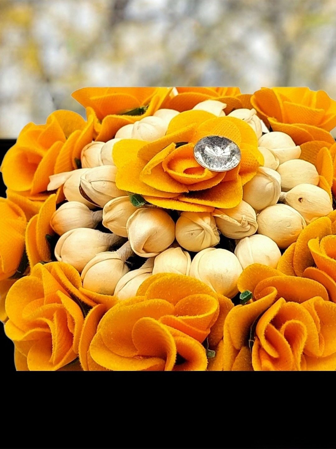 

DIAN Women Yellow & Cream-Coloured Hair Accessory Set