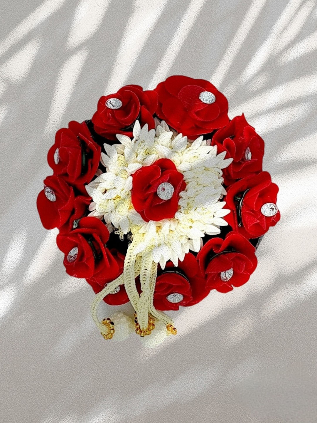 

DIAN Women Red & Cream-Coloured Embellished Hair Accessory Set