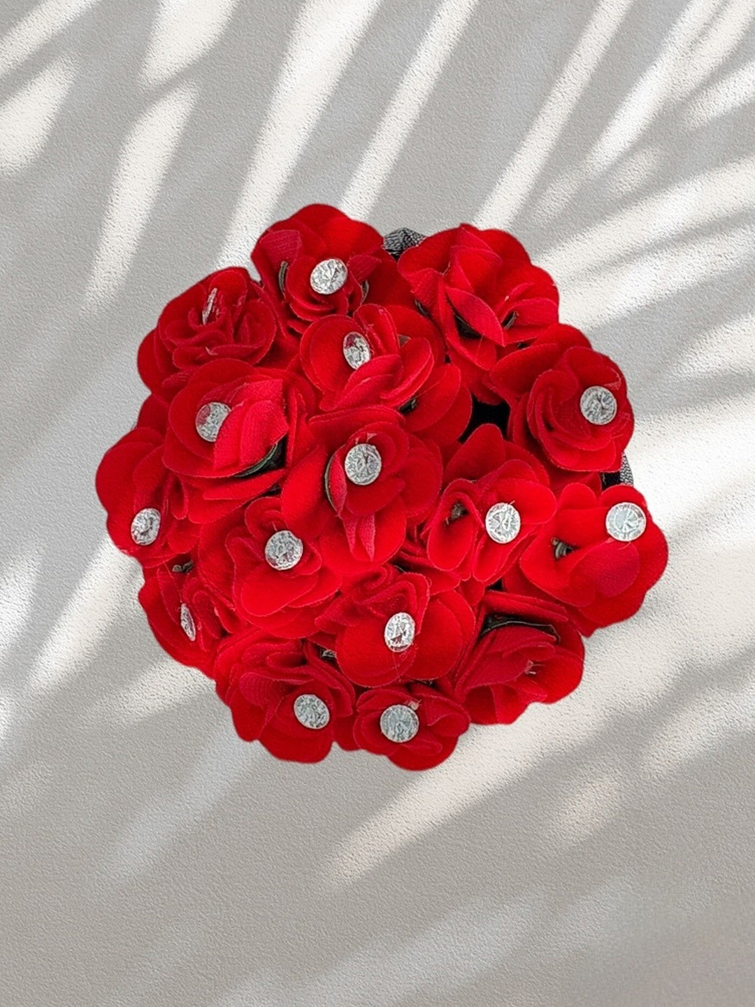 

DIAN Women Red & White Floral Hair Bun Cover