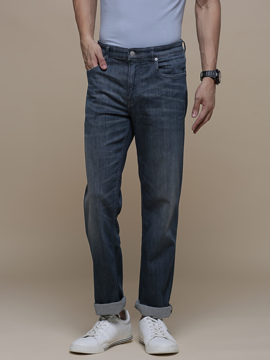 

Calvin Klein Jeans Men Blue Super Skinny Fit Light Fade Stretchable Jeans