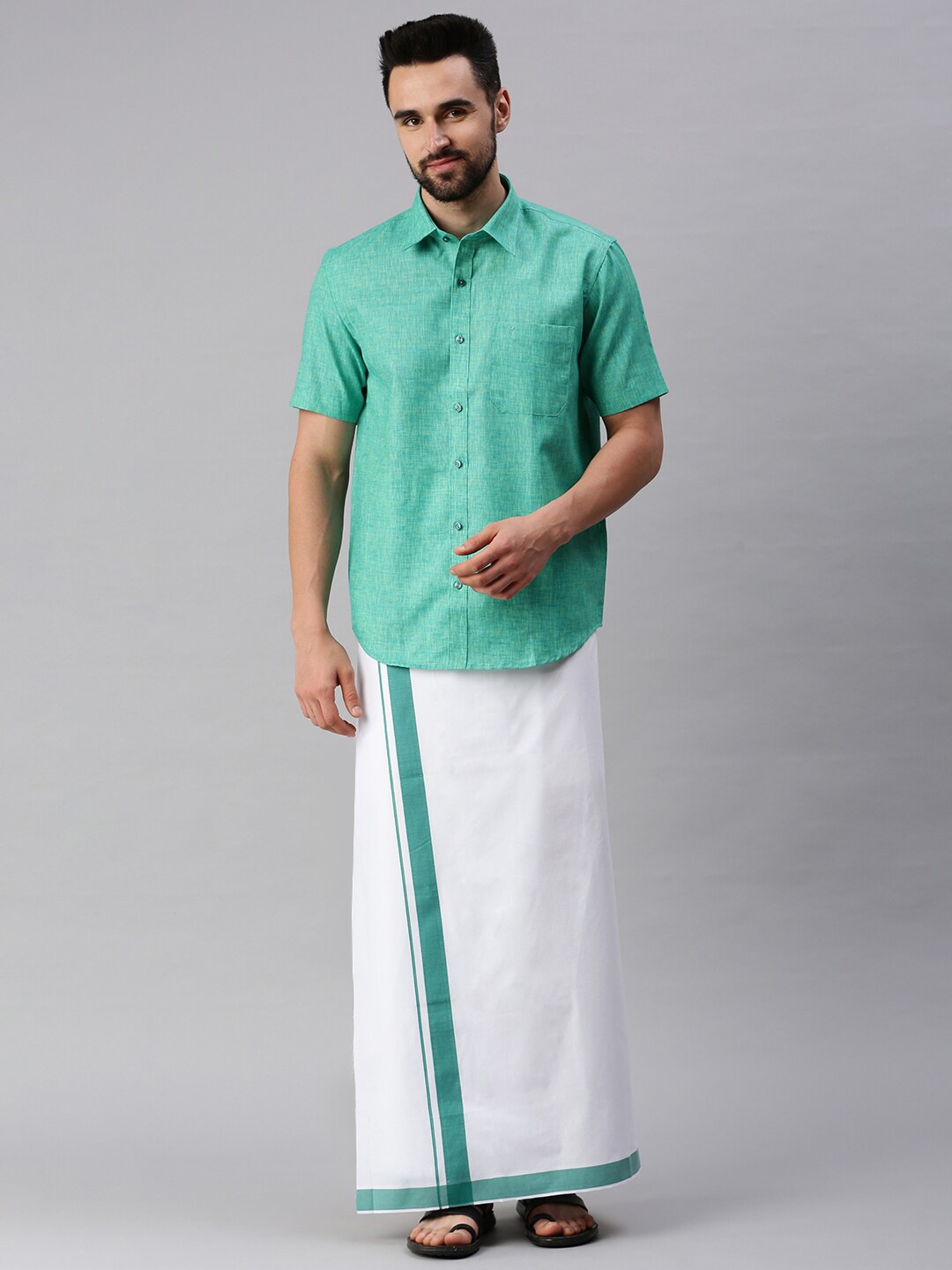 

Ramraj Men Green Pure Cotton Solid Half Sleeve Shirt and Dhoti set