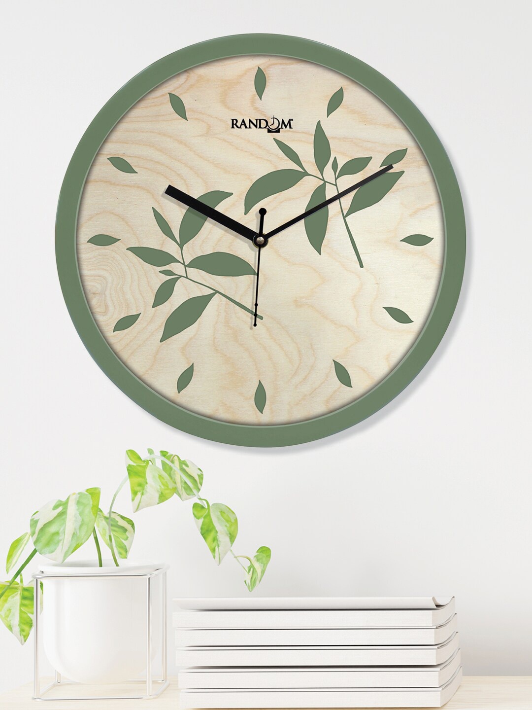 

RANDOM Green & Beige Printed Contemporary Round Wood Wall Clock RC-8057