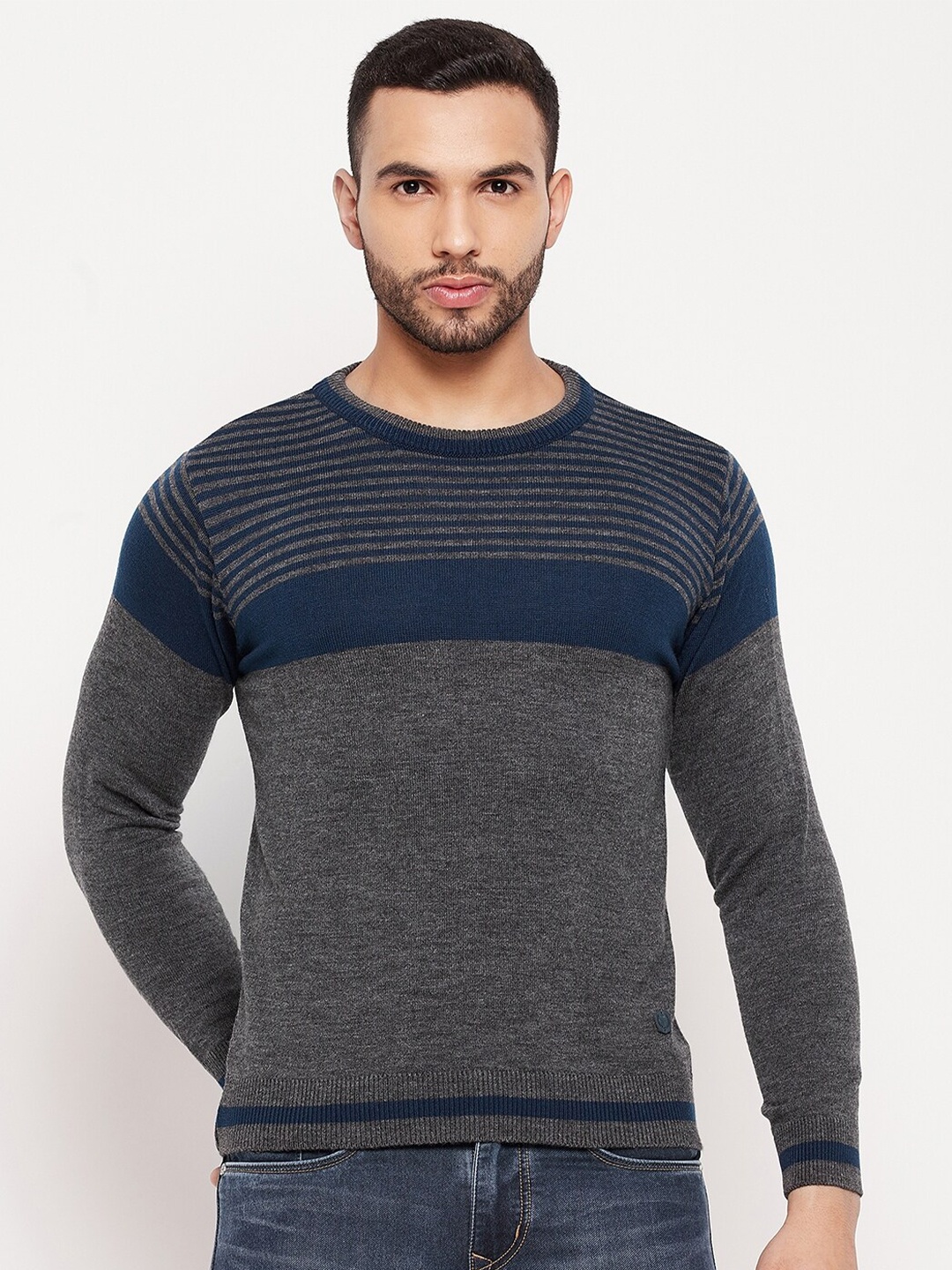 

Duke Men Grey & Blue Striped Long Sleeves Pullover