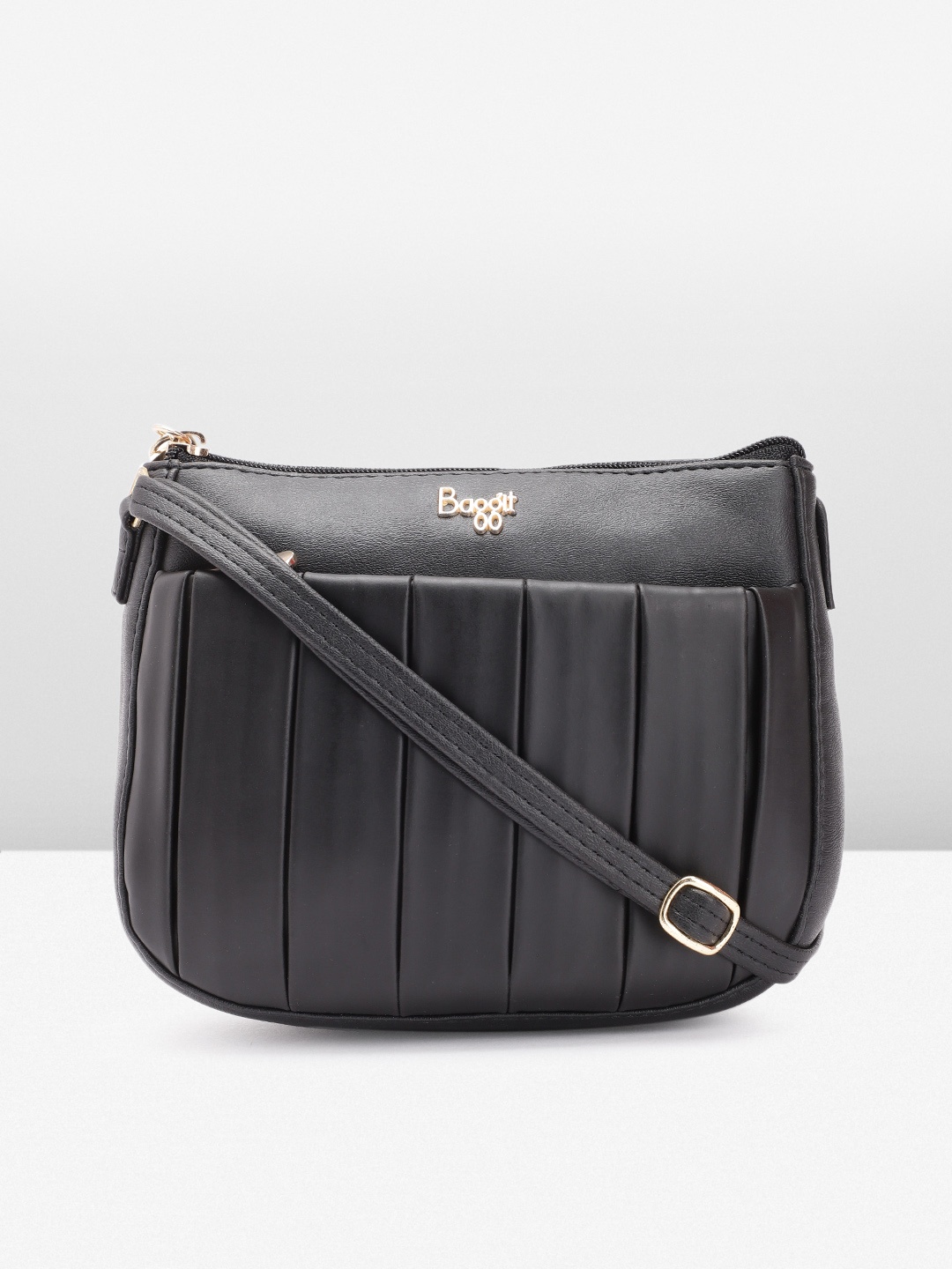 

Baggit Structured Sling Bag, Black