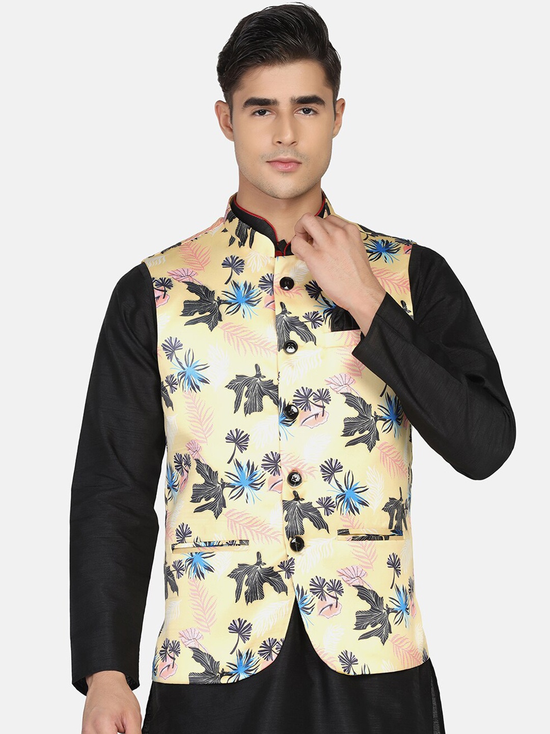 

TAHVO Men Yellow & Black Printed Nehru Jacket