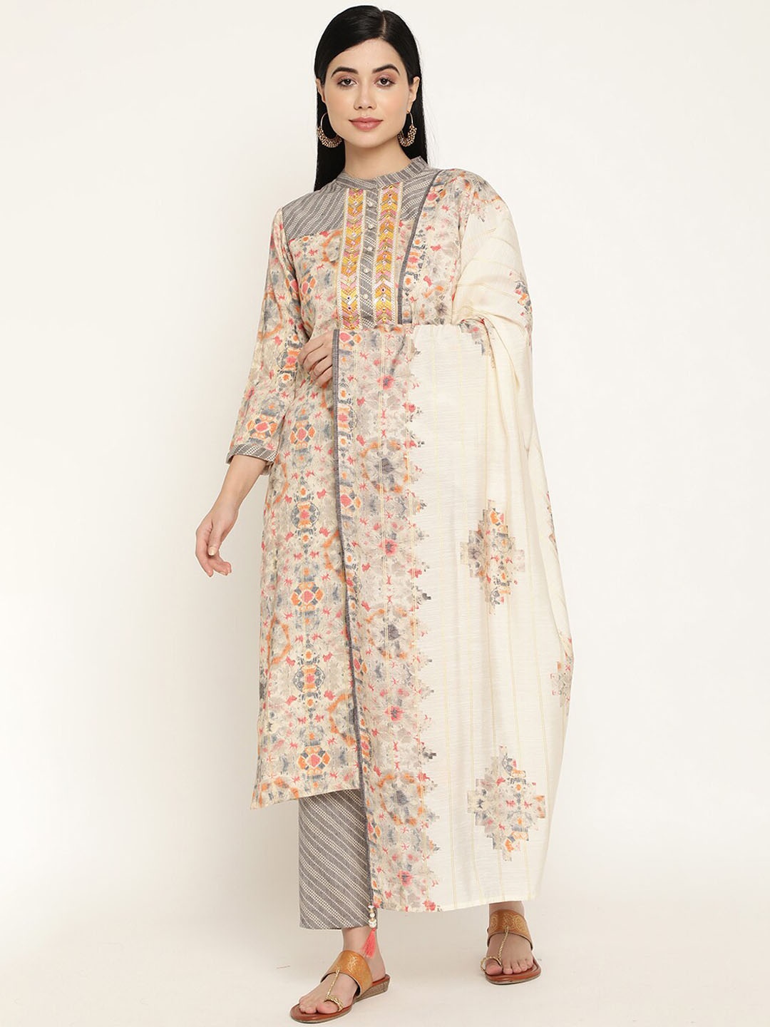 

Be Indi Women Grey Printed Beads and Stones Kurta with Trousers & With Dupatta