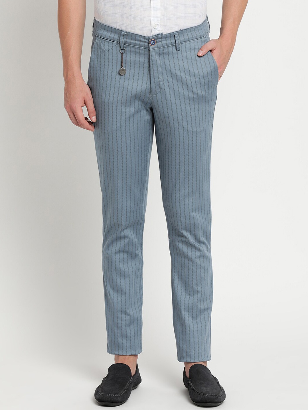 

Turtle Men Blue Striped Relaxed Tapered Fit Trousers