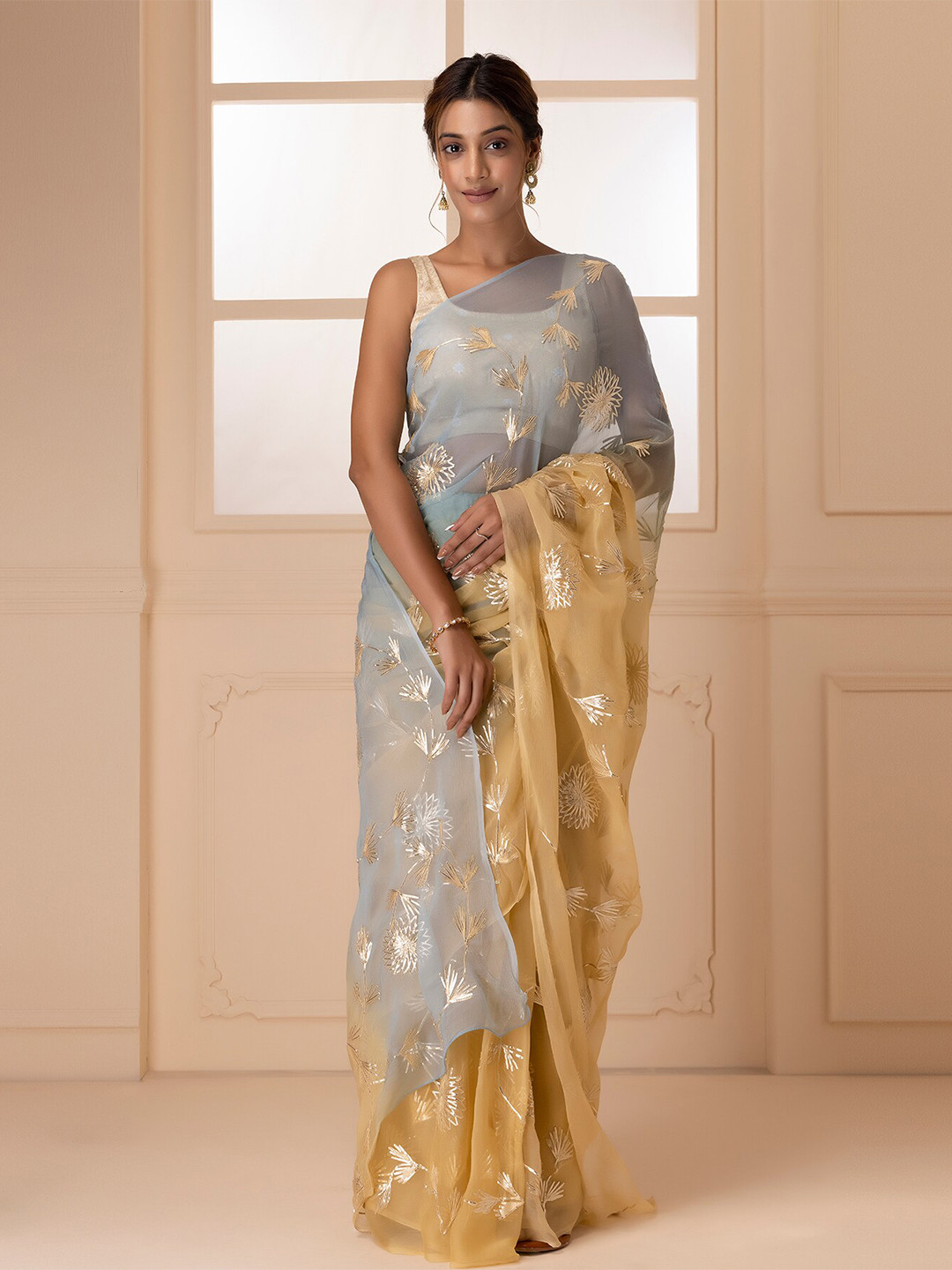 

Geroo Jaipur Shaded Handcrafted Gota Jaal Chiffon Saree, Grey