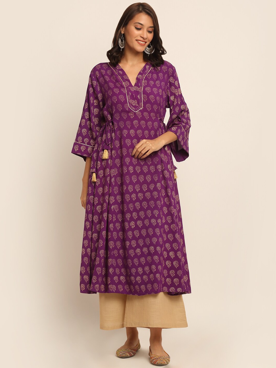 

EK BY EKTA KAPOOR Women Purple And Golden Printed Rayon Festive Kurta With Side Tassles