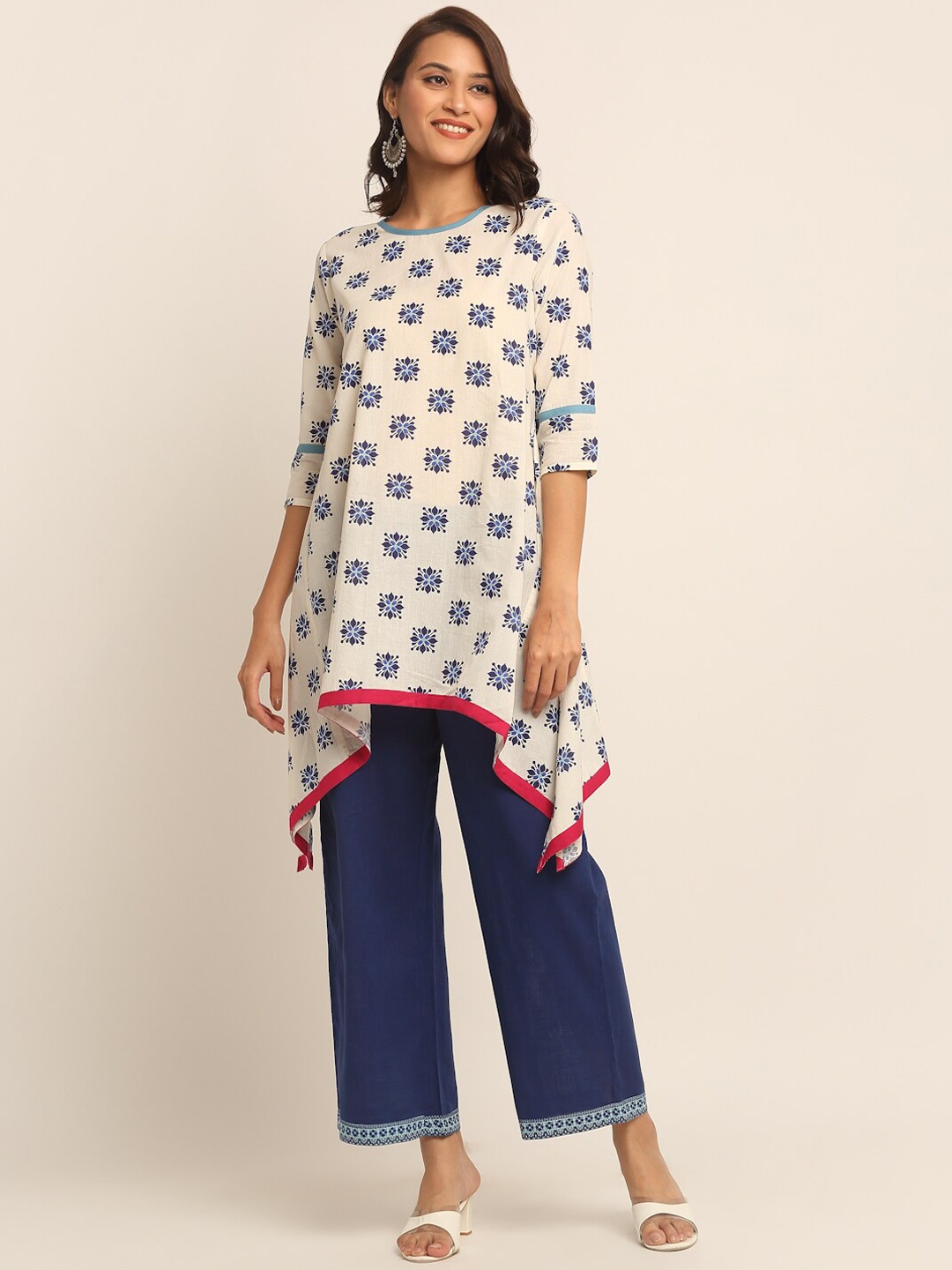 

EK BY EKTA KAPOOR Women Off White Printed Cotton Short Kurta with Handkerchief Hem