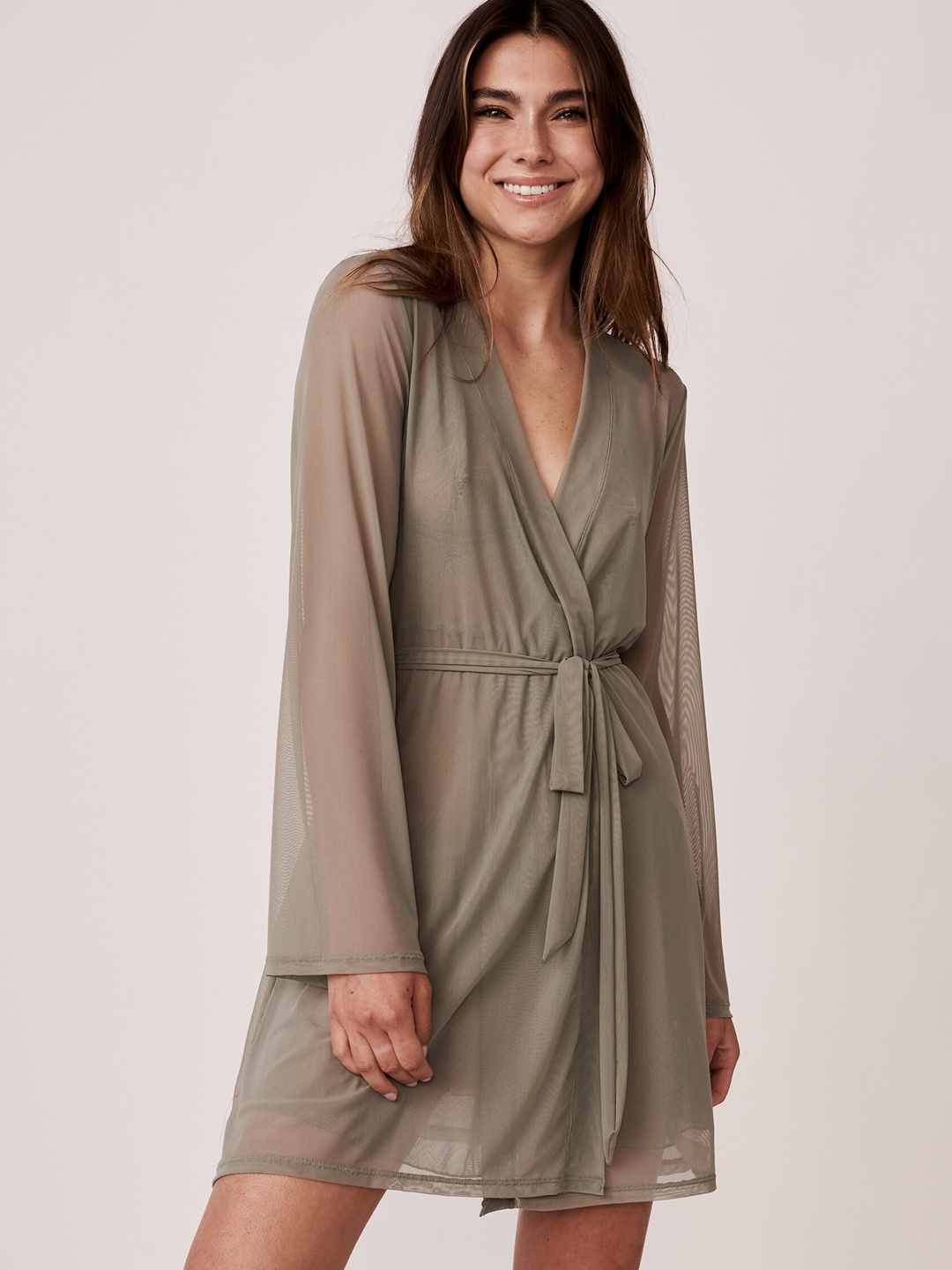 

La Vie en Rose Women Green Solid Mini Kimono Robe