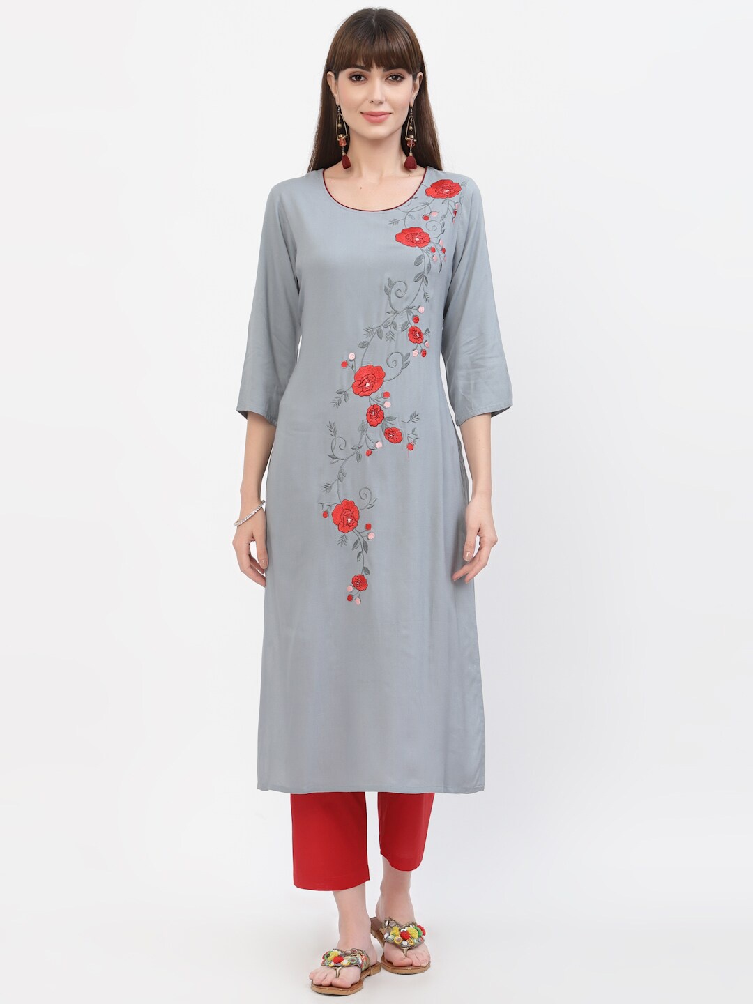 

YELLOW CLOUD Women Blue & Red Floral Embroidered Thread Work Floral Kurta