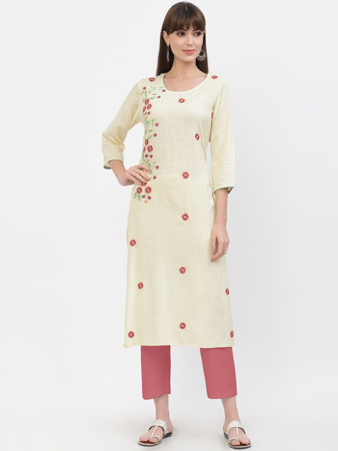

YELLOW CLOUD Women Off White & Pink Floral Embroidered Kurta
