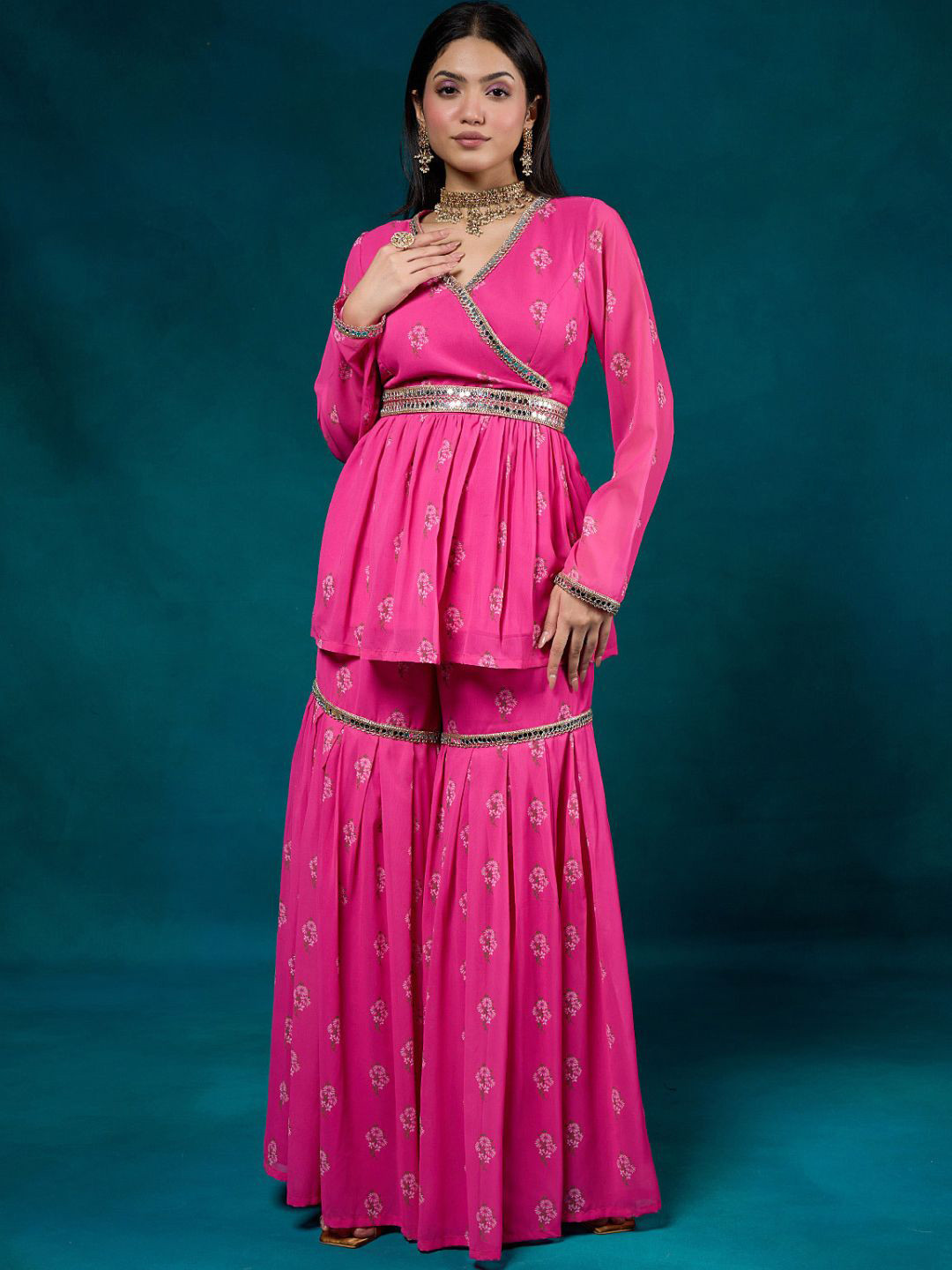

Alaya By Stage3 Women Pink Floral Printed Kurta with Sharara