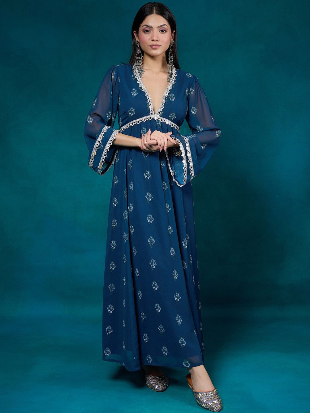 

Alaya By Stage3 Blue Floral Printed Georgette Maxi Maxi Dress