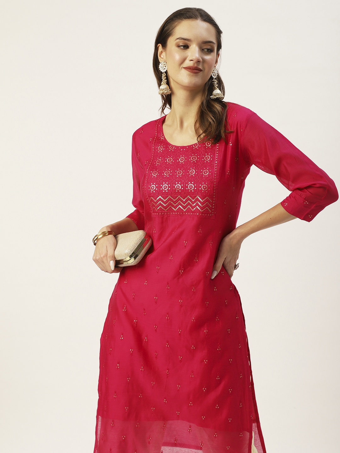 

Anubhutee Women Fuchsia Embroidered Kurta