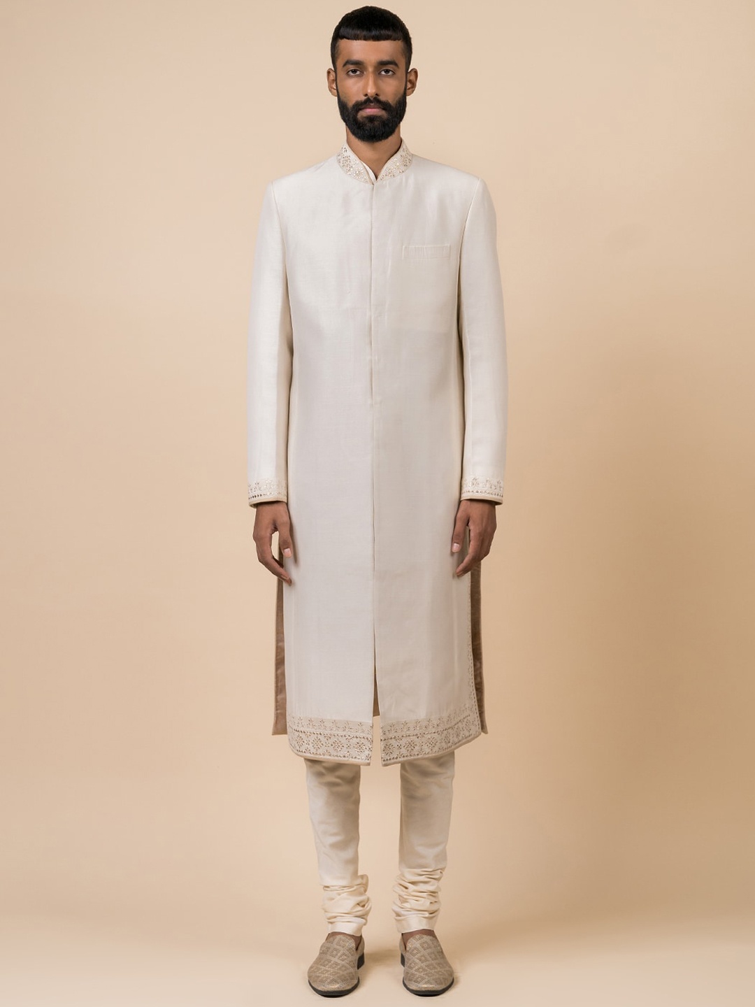 

Tasva Men Off White Embroidered Sherwani Set
