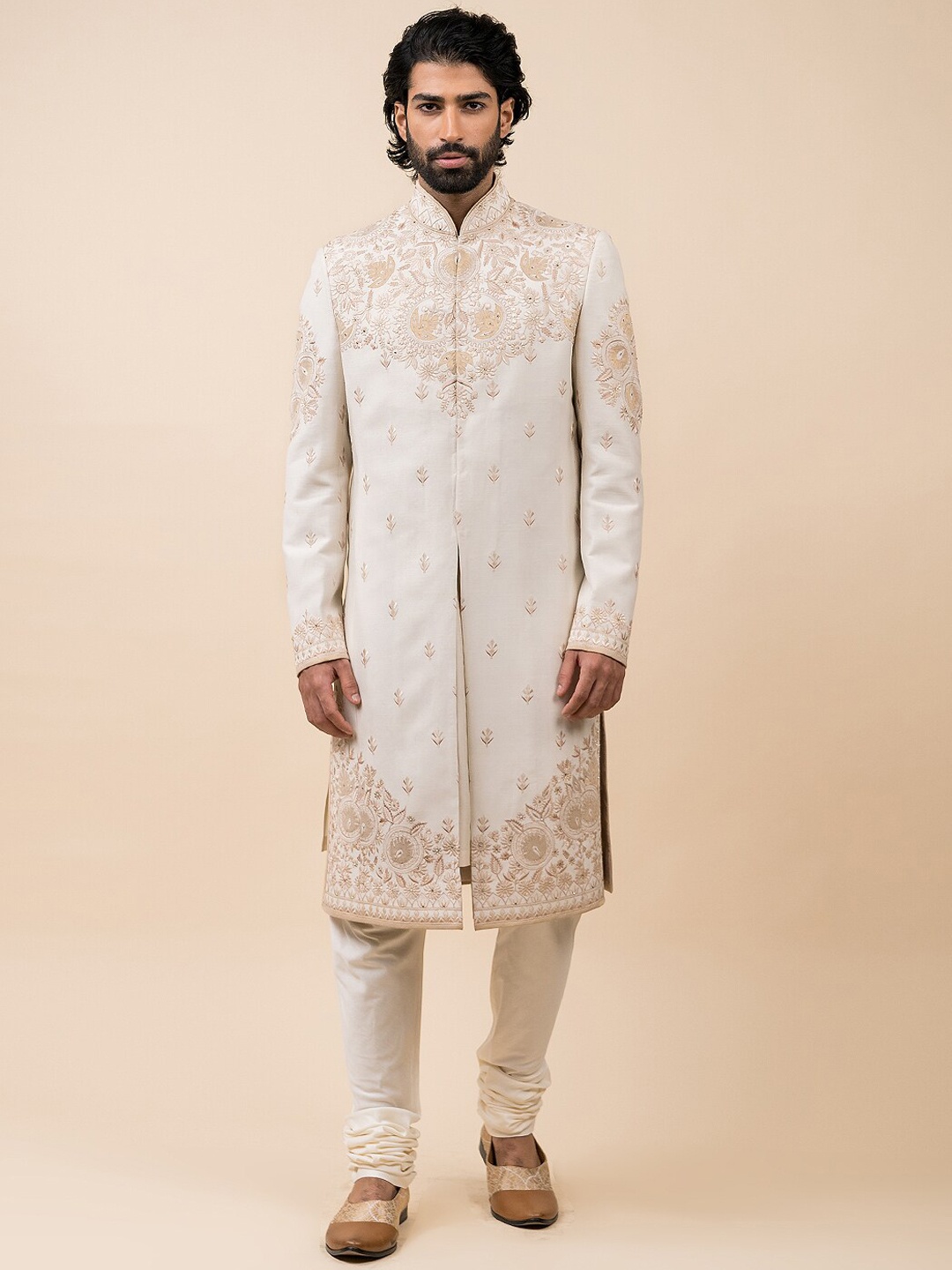 

Tasva Men Off White Embroidered Sherwani Set