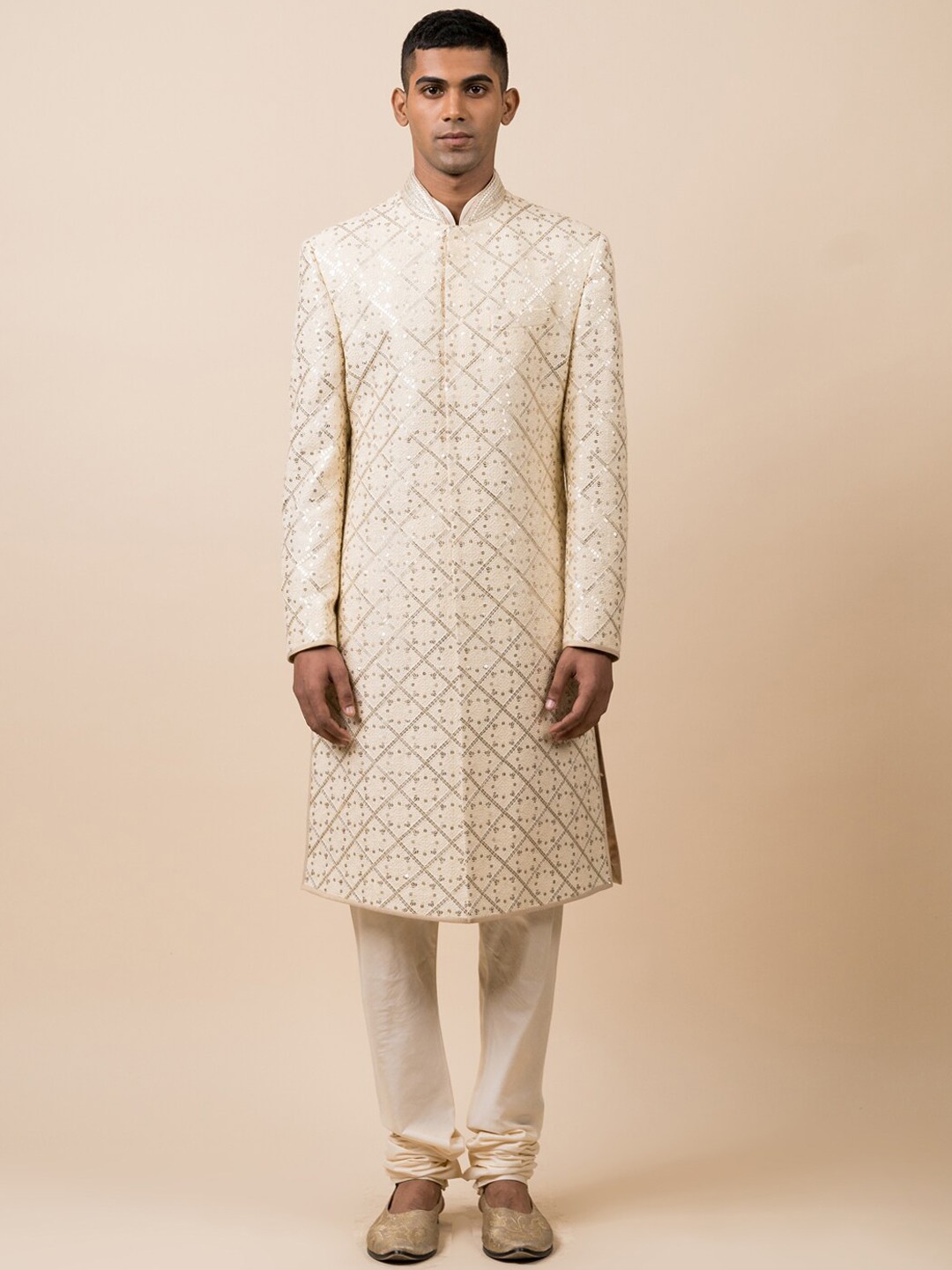 

Tasva Men Beige & Gold-Toned Embellished Sherwani, Off white