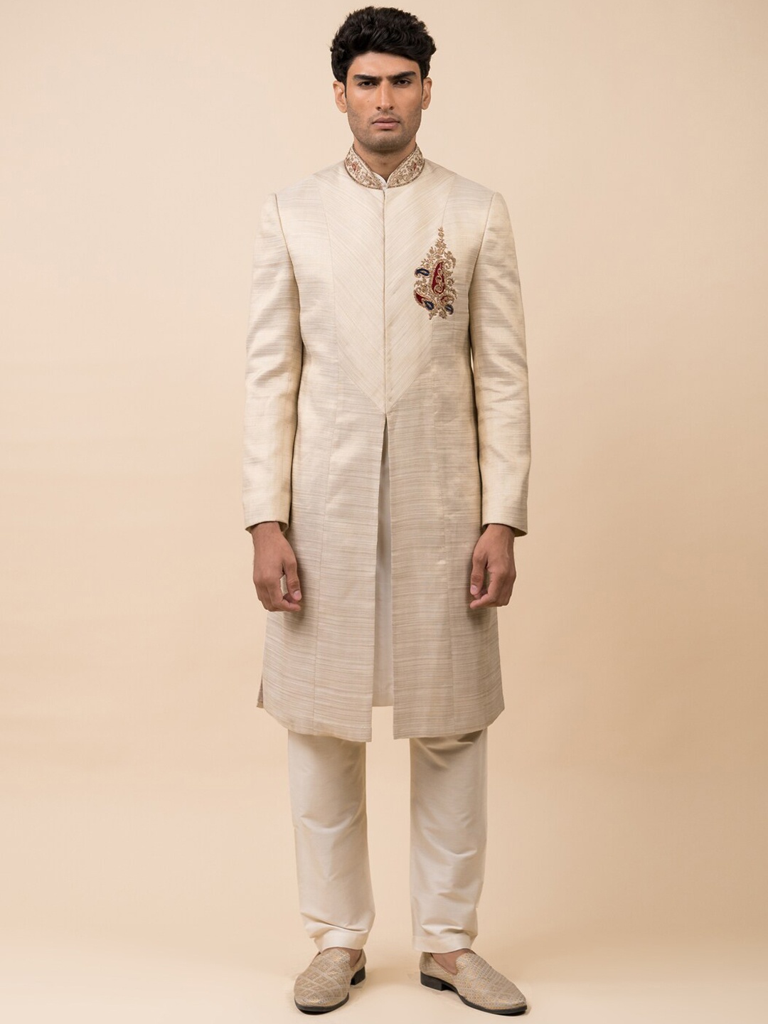 

Tasva Men Gold-Toned Woven Design Sherwani Set