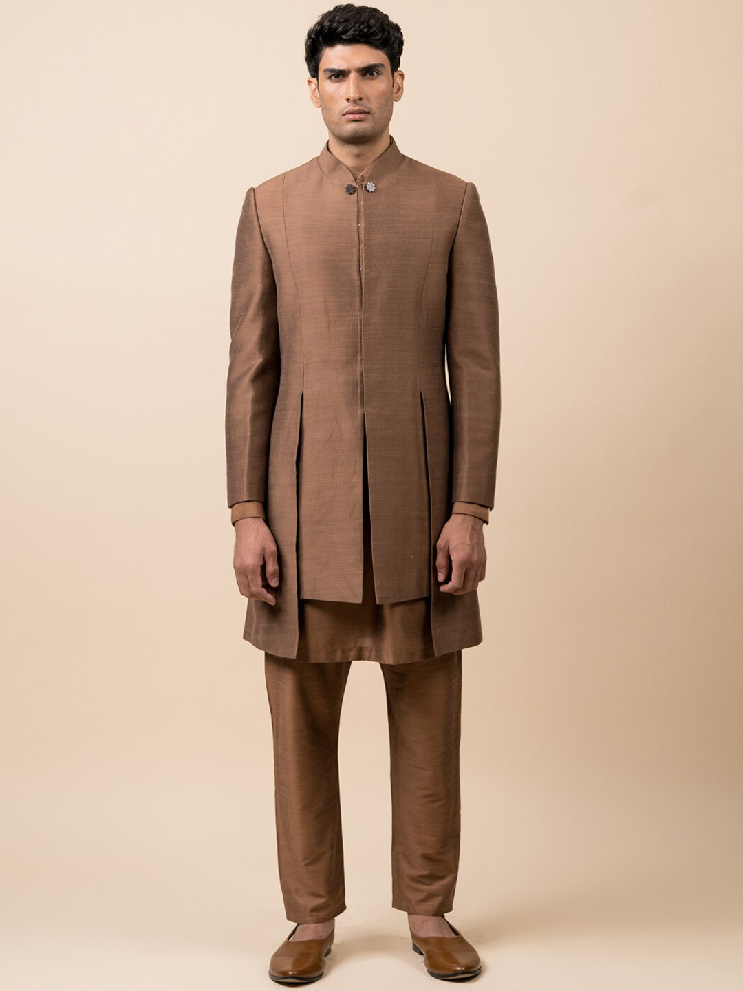 

Tasva Men Brown Solid Sherwani