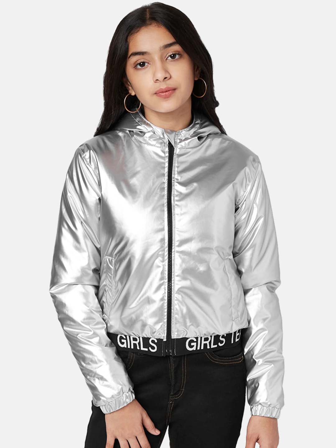 

Coolsters by Pantaloons Girls Silver-Toned & Black Crop Biker Jacket