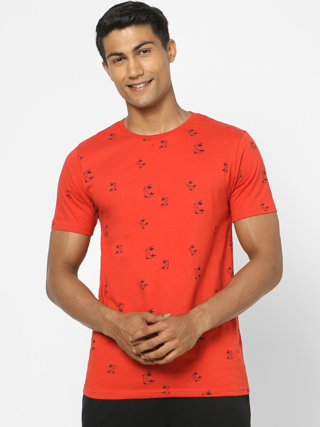 

Ajile by Pantaloons Men Red Printed Cotton Lounge Tshirt