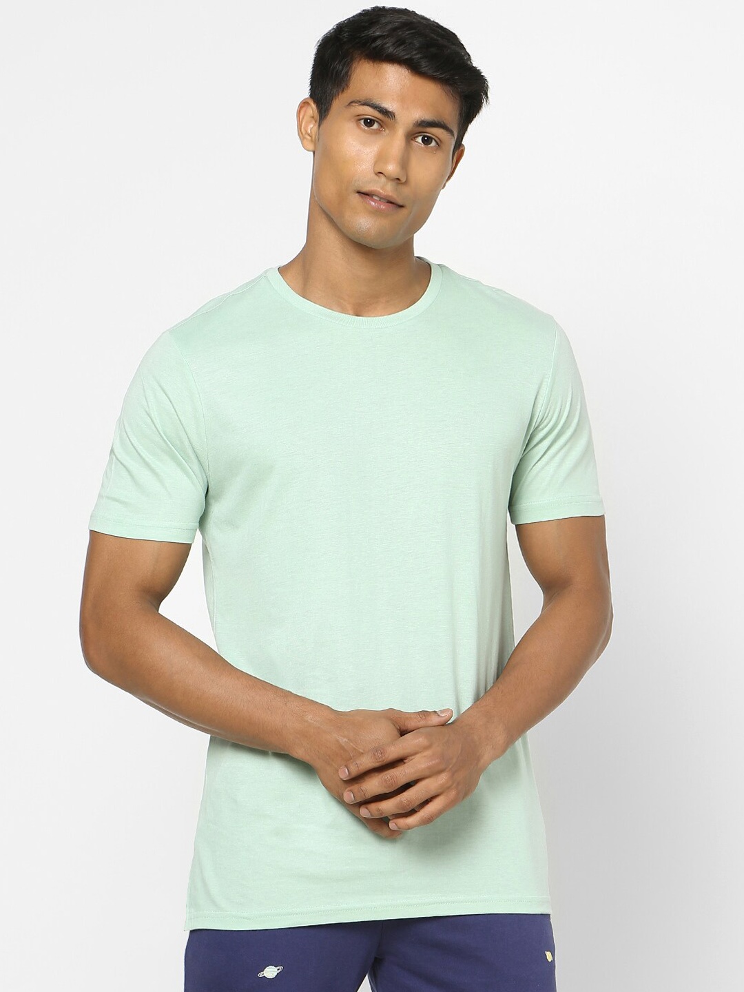 

Ajile by Pantaloons Men Green Solid Cotton Lounge Tshirts