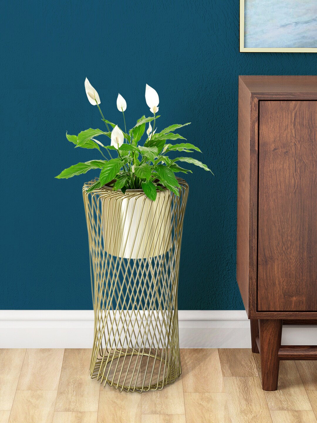 

Living scapes by Pantaloons Gold Metal House Planters