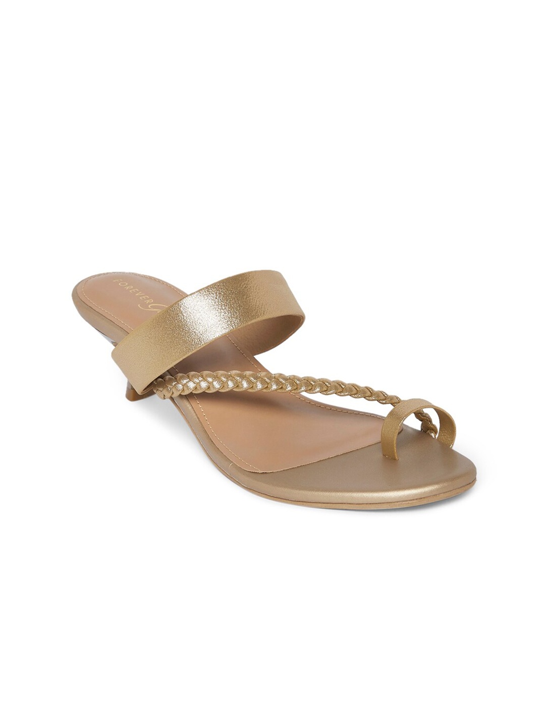 

Forever Glam by Pantaloons Gold-Toned Ethnic Kitten Heels