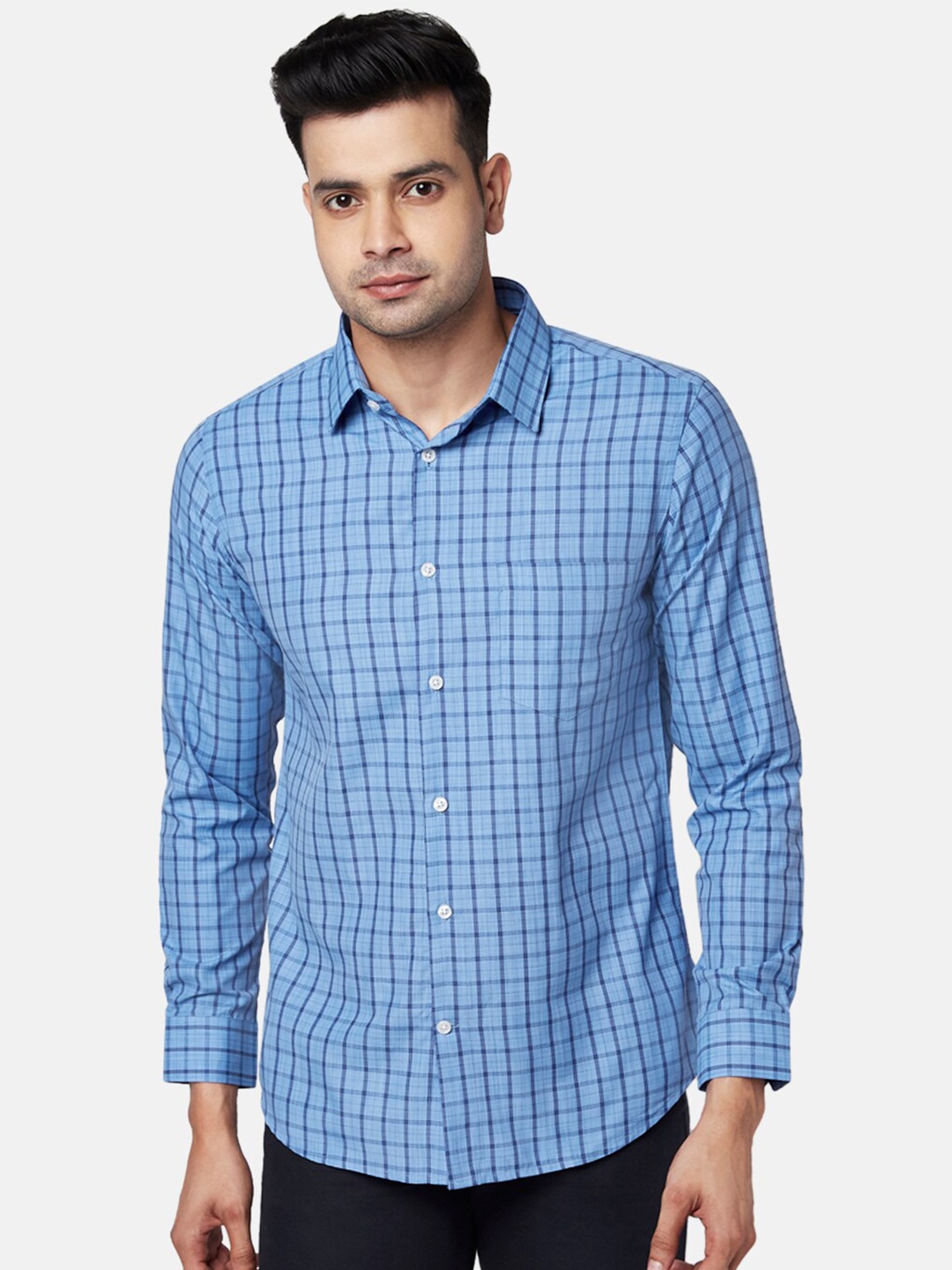 

BYFORD by Pantaloons Men Blue Slim Fit Checked Casual Shirt