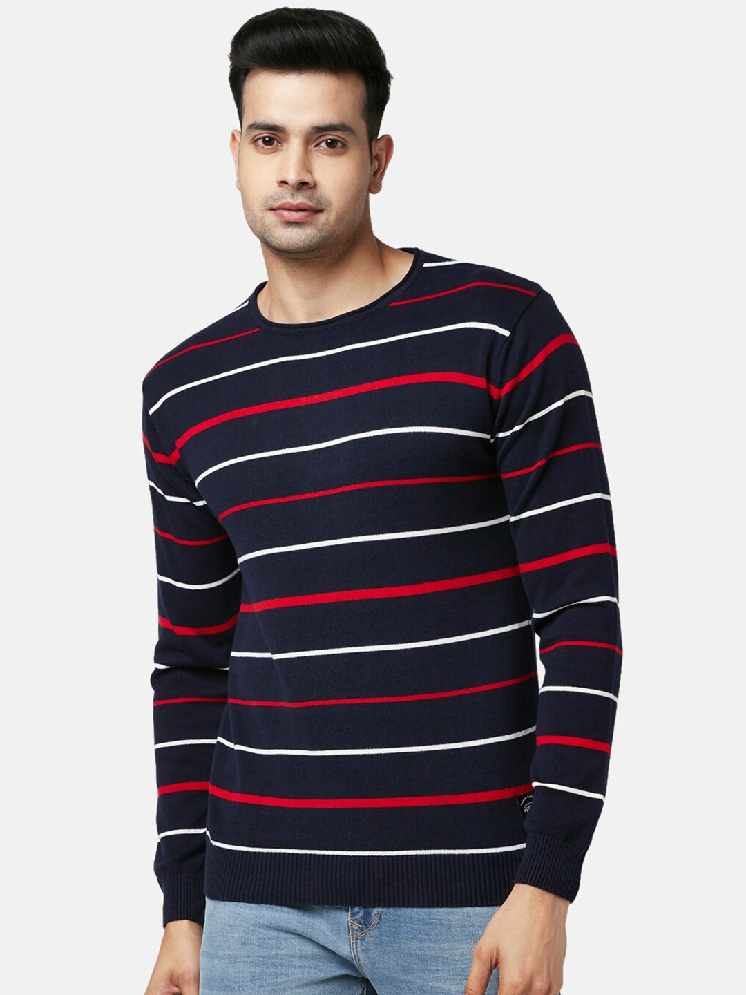 

People Men Navy Blue & White Striped Cotton Pullover