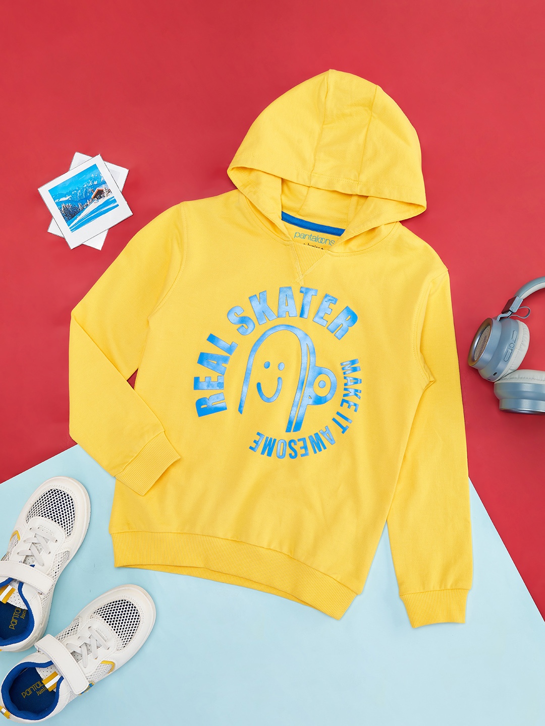 

Pantaloons Junior Boys Yellow Printed Sweatshirt