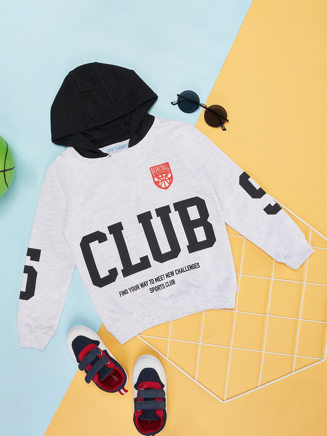 

Pantaloons Junior Boys Grey Melange Printed Sweatshirt