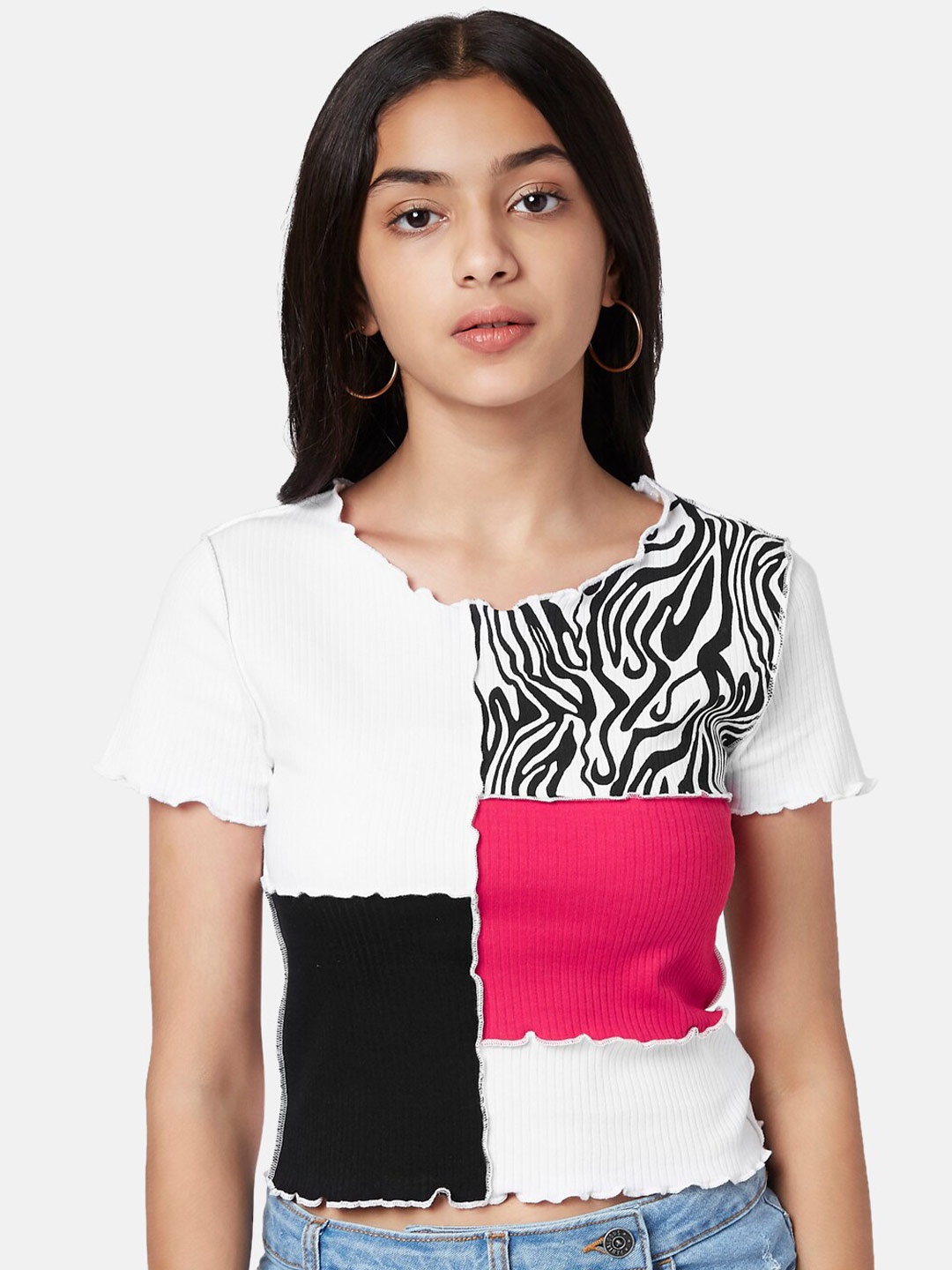 

Coolsters by Pantaloons Girls White & Black Cotton T-shirt