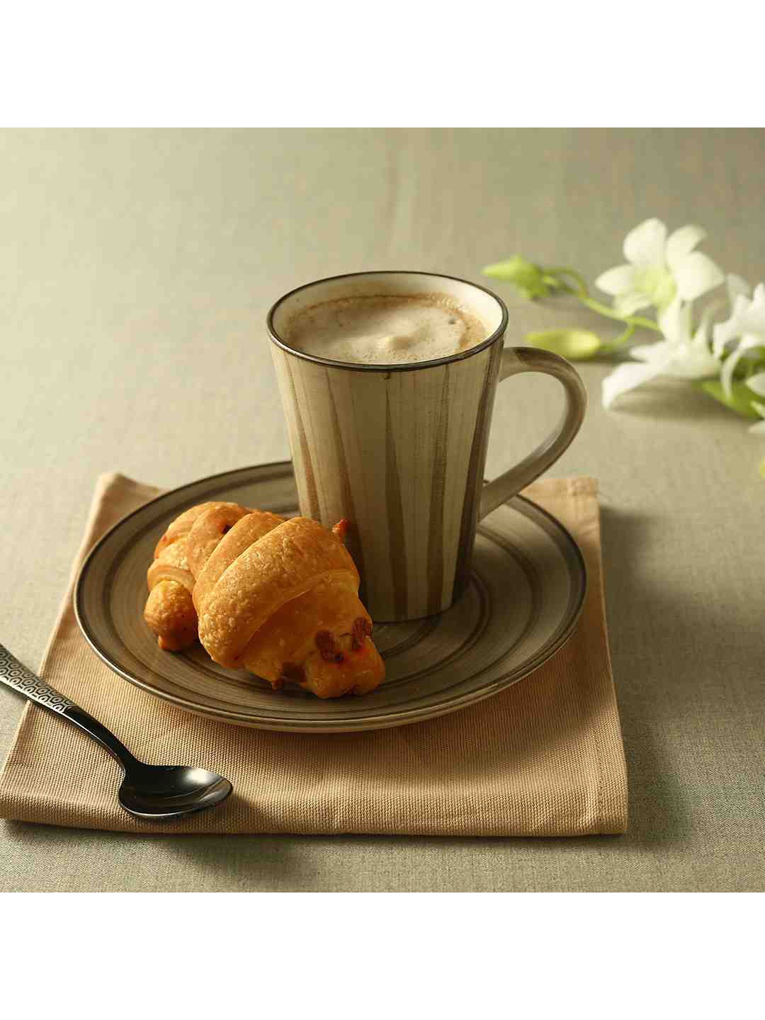 

Wonderchef Set Of 2 Brown Printed Dishwasher safe Stoneware Matte Mugs 300ml each