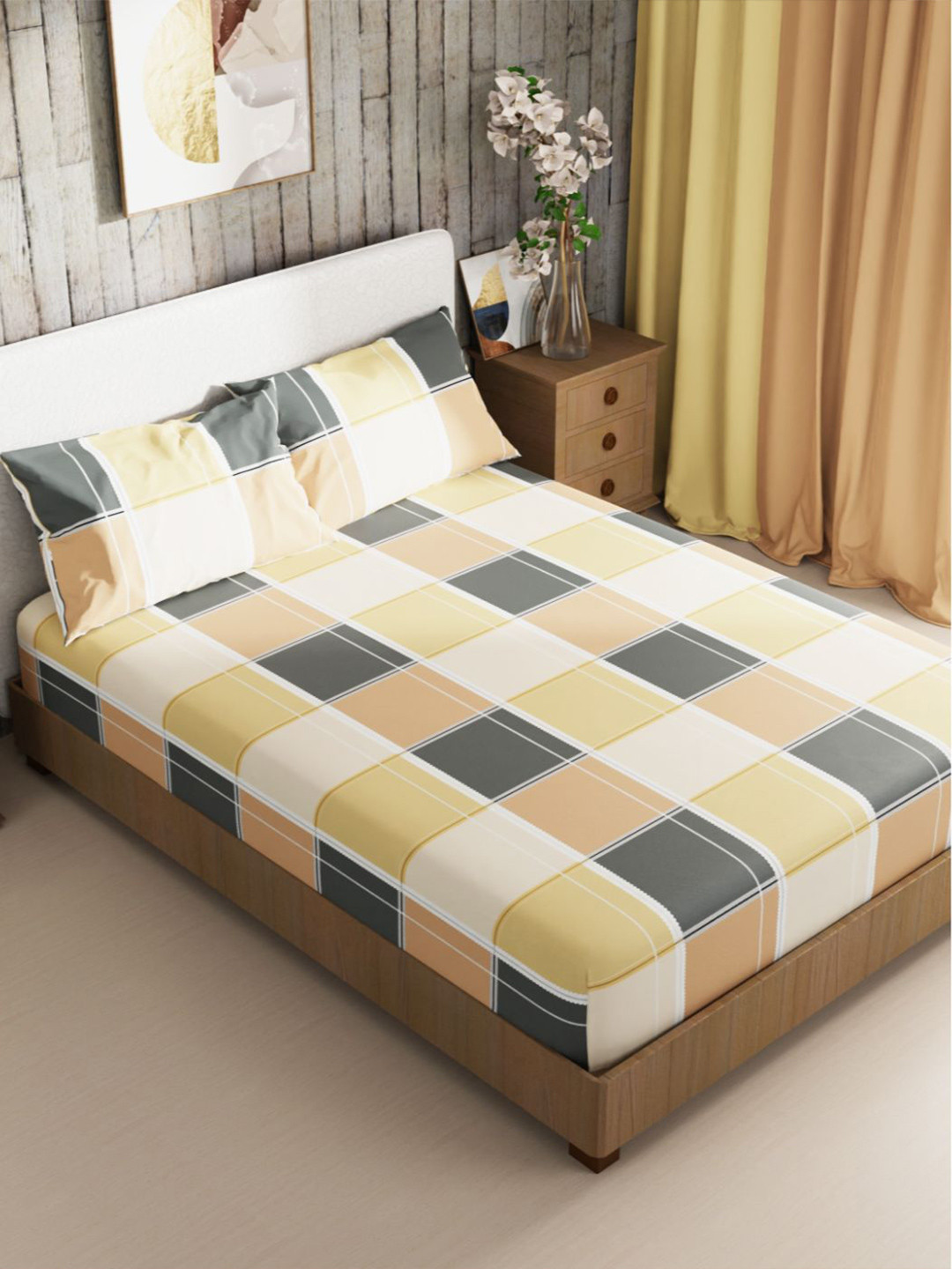 

BIANCA Cream-Coloured & Black 180 TC King Bedsheet with 2 Pillow Covers