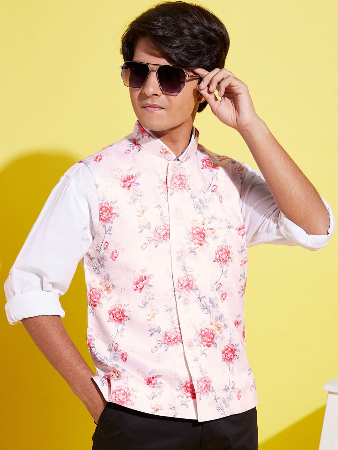 

VASTRAMAY Boys Peach-Colored Printed Woven Nehru Jackets, Pink