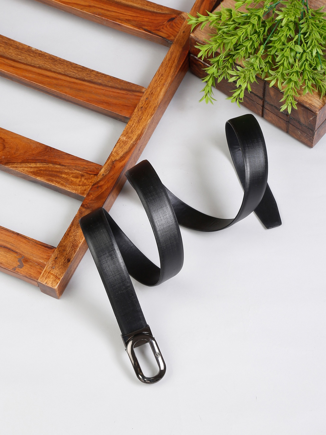 

MUTAQINOTI Men Black Leather Belt